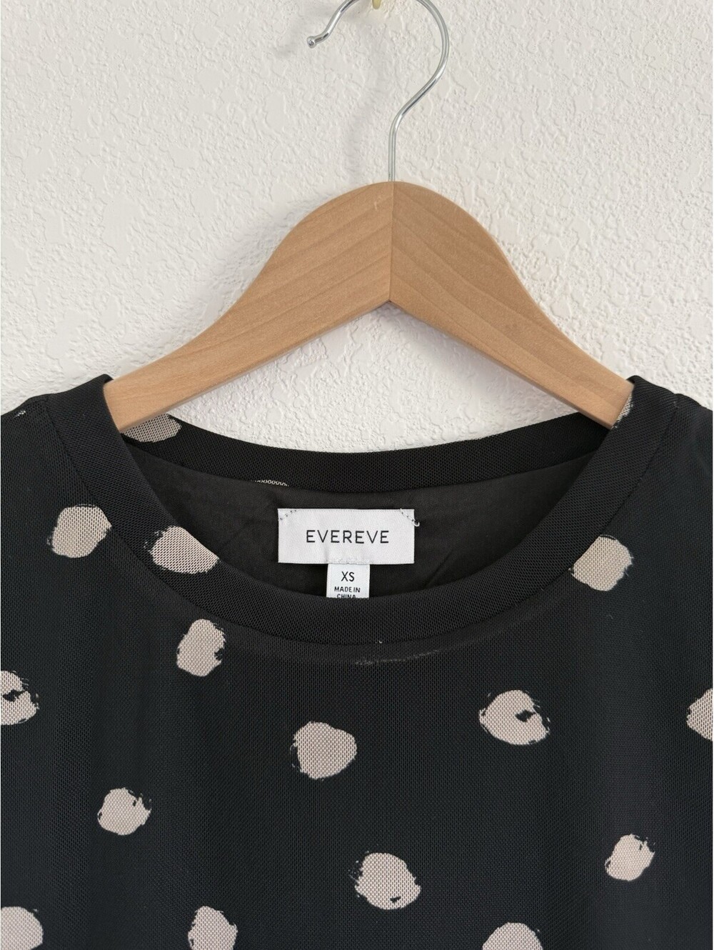 Evereve Mcclane Muscle Top Women's Size X-Small Polka Dot Printed Blouse - Picture 3 of 7